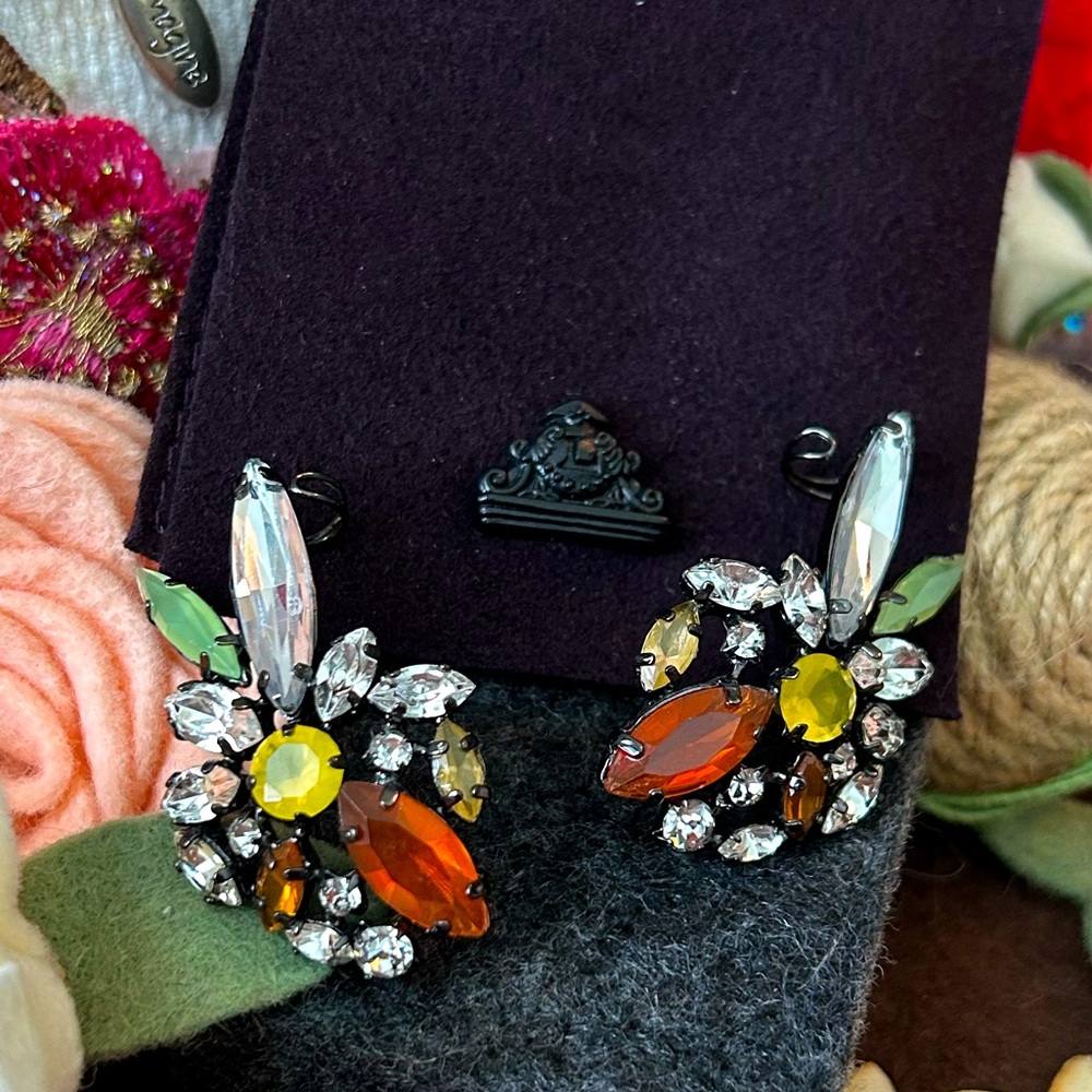 Stunning Vintage Faux Bling Ear Cuffs Earrings - Picture 2 of 6